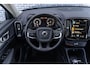 Volvo XC40 B4 Inscription | Navigatie | Adaptieve Cruise Control | Lederen Bekleding | 360° Parkeercamera | Stoel-/Stuur-/Voorruitverwarming | DAB | High Performance Audio | Elek. Stoelen | Memory | LED Koplampen | Apple CarPlay & Android Auto