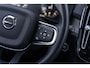 Volvo XC40 B4 Inscription | Navigatie | Adaptieve Cruise Control | Lederen Bekleding | 360° Parkeercamera | Stoel-/Stuur-/Voorruitverwarming | DAB | High Performance Audio | Elek. Stoelen | Memory | LED Koplampen | Apple CarPlay & Android Auto