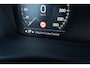 Volvo XC40 B4 Inscription | Navigatie | Adaptieve Cruise Control | Lederen Bekleding | 360° Parkeercamera | Stoel-/Stuur-/Voorruitverwarming | DAB | High Performance Audio | Elek. Stoelen | Memory | LED Koplampen | Apple CarPlay & Android Auto
