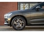 Volvo XC60 2.0 B5 R-Design Memory Camera Trekhaak Orig NL
