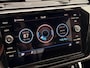 Volkswagen Touran 1.5 TSI Highline Business R 7p | ACC | Achteruitrijcamera | Stoelverwarming V+A | Elek. Trekhaak | Apple Carplay |