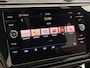 Volkswagen Touran 1.5 TSI Highline Business R 7p | ACC | Achteruitrijcamera | Stoelverwarming V+A | Elek. Trekhaak | Apple Carplay |