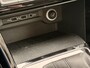 Volkswagen Touran 1.5 TSI Highline Business R 7p | ACC | Achteruitrijcamera | Stoelverwarming V+A | Elek. Trekhaak | Apple Carplay |