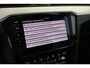 Volkswagen Passat Variant 1.5 TSI 150pk DSG Business HUD Trekhaak Camera Keyless Navigatie Voorruitverwarming