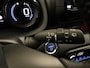 Toyota Yaris 1.5 Hybrid Executive - ORIGINEEL NEDERLANDSE AUTO - PANORAMADAK - HEAD-UP DISPLAY - PARKEERSENSOREN VOOR EN ACHTER - ACHTERUITRIJ CAMERA - STUUR EN STOEL VERWARMING - DRAADLOZE TELEFOONLADER - ADAPTIVE CRUISE CONTROL