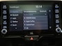 Toyota Yaris 1.5 Hybrid Executive - ORIGINEEL NEDERLANDSE AUTO - PANORAMADAK - HEAD-UP DISPLAY - PARKEERSENSOREN VOOR EN ACHTER - ACHTERUITRIJ CAMERA - STUUR EN STOEL VERWARMING - DRAADLOZE TELEFOONLADER - ADAPTIVE CRUISE CONTROL