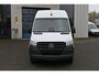 Mercedes-Benz eSprinter 320 L2H2 Pro 81kWh Snellader, Navigatie, Trekhaak, Winterpakket, Etc.