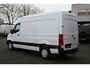 Mercedes-Benz eSprinter 320 L2H2 Pro 81kWh Snellader, Navigatie, Trekhaak, Winterpakket, Etc.