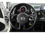 Volkswagen Up! 1.0 60pk High Up! Cruise Control Navigatie Airconditioning Parkeersensoren