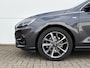 Hyundai i30 Wagon 1.5 T-GDi MHEV Premium / Airco (automatisch) / Apple Carplay/Android Auto / Cruise control / Lichtmetalen velgen 17" /
