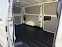 Ford Transit Custom 300 2.0 TDCI L2H1 Trend / Trekhaak / Dubbele schuifdeur / 2740 Kg Trekgewicht / Navigatie via Apple Carplay & Android Auto / Stoel Verwarming / Camera / PDC / Rijstrooksensor met correctie /