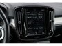 Volvo XC40 2.0 B4 Momentum Business | Trekhaak | Achteruitrijcamera | Parkeersensoren | Cruise Control Adaptief | Elektrische Achterklep | Navigatie | Apple Carplay | Android Auto