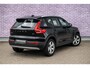 Volvo XC40 2.0 B4 Momentum Business | Trekhaak | Achteruitrijcamera | Parkeersensoren | Cruise Control Adaptief | Elektrische Achterklep | Navigatie | Apple Carplay | Android Auto
