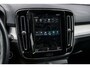 Volvo XC40 2.0 B4 Momentum Business | Trekhaak | Achteruitrijcamera | Parkeersensoren | Cruise Control Adaptief | Elektrische Achterklep | Navigatie | Apple Carplay | Android Auto