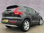 Volvo XC40 2.0 B4 Momentum Business | Trekhaak | Adaptieve cruise control | Dodehoek detectie | Parkeersensoren | Achteruitrijcamera |