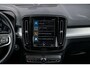 Volvo XC40 2.0 B4 Momentum Business | Trekhaak | Achteruitrijcamera | Parkeersensoren | Cruise Control Adaptief | Elektrische Achterklep | Navigatie | Apple Carplay | Android Auto