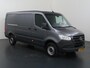 Mercedes-Benz Sprinter 317 CDI L2 H1 | AUT. | PRO | CARPLAY | ANDROID AUTO | CAMERA | AIRCO | CRUISE CONTROL | 3500 KG TREKHAAK | BETIMMERDE LAADRUIMTE | RWD | 3-ZITS | CERTIFIED