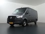 Mercedes-Benz Sprinter 317 CDI L2 H1 | AUT. | PRO | CARPLAY | ANDROID AUTO | CAMERA | AIRCO | CRUISE CONTROL | 3500 KG TREKHAAK | BETIMMERDE LAADRUIMTE | RWD | 3-ZITS | CERTIFIED