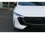 Mazda 6e Takumi Long Range 80 kWh | Snel rijden | Voorraad auto | Foto's ter illustratie |