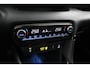 Toyota Yaris 1.5 Hybrid Executive | Premium pack | Panoramadak | Leder-stof bekleding | Stuur en stoelverwarming |