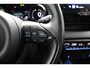 Toyota Yaris 1.5 Hybrid Executive | Premium pack | Panoramadak | Leder-stof bekleding | Stuur en stoelverwarming |