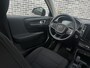 Volvo XC40 1.5 T2 Momentum | Navigatie | Apple CarPlay & Android Auto | Parkeercamera | Cruise Control | 18 inch lichtmetalen velgen |