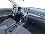 Suzuki Vitara 1.4 Boosterjet Smart Hybrid Style automaat | DEMO | Kantel / schuifdak | Lichtmetalen velgen | Navigatie | Achteruit rij camera | Hoge instap