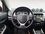 Suzuki Vitara 1.6 Exclusive | All weather banden | Navigatie | Cruise control | Stoel verwarming | Lichtmetalen velgen