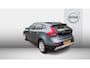 Volvo V40 Cross Country 1.6 T4 Momentum | RTI Navigatie | Bluetooth | Parkeersensoren | Stoelverwarming | Trekhaak | Achteruitrijcamera