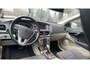 Volvo V40 Cross Country 1.6 T4 Momentum | RTI Navigatie | Bluetooth | Parkeersensoren | Stoelverwarming | Trekhaak | Achteruitrijcamera