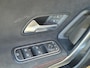 Mercedes-Benz A-klasse 250 e Advantage AMG-Line | Panodak | Sfeerverlichting | Climate Control | Navigatie | 19 inch