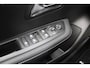 Peugeot e-208 EV Style 50 kWh | 11 kW lader | Armsteun voor | Bestuurdersstoel in hoogte verstelbaar