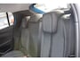 Peugeot e-208 EV Style 50 kWh | 11 kW lader | Armsteun voor | Bestuurdersstoel in hoogte verstelbaar