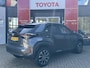 Toyota Yaris Cross 1.5 HYBRID DYNAMIC 17"LM-VELGEN DAKRAILING LED PRIVACY-GLASS APPLE/ANDROID AD-CRUISE CAMERA