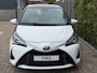 Toyota Yaris 1.5 Hybrid Bi-Tone Bluetooth