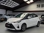 Toyota Yaris 1.5 Hybrid Bi-Tone Bluetooth