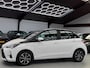 Toyota Yaris 1.5 Hybrid Bi-Tone Bluetooth