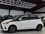 Toyota Yaris 1.5 Hybrid Bi-Tone Bluetooth