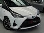 Toyota Yaris 1.5 Hybrid Bi-Tone Bluetooth