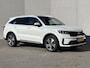 Kia Sorento 1.6 T-GDI Plug-in Hybrid 4WD ExecutiveLine 5p. Aut / Fabrieksgarantie tot 12-2029 / Dealer onderhouden / EAER 61 km stad 69km / 1.500 kg trekgewicht / Leder / Navigatie / Adapt. CC / BOSE / Rondom Zicht Camera / Apple Carplay/Android / elektr. Achterklep /