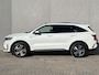 Kia Sorento 1.6 T-GDI Plug-in Hybrid 4WD ExecutiveLine 5p. Aut / Fabrieksgarantie tot 12-2029 / Dealer onderhouden / EAER 61 km stad 69km / 1.500 kg trekgewicht / Leder / Navigatie / Adapt. CC / BOSE / Rondom Zicht Camera / Apple Carplay/Android / elektr. Achterklep /