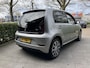 Volkswagen Up! 1.0 TSI BMT high up! 90 PK | STOELVERWARMING | CRUISE CONTROL | PARKEERSENSOREN ACHTER | ACHTERUITRIJCAMERA | DAB RADIO | BLUETOOTH | VERLICHTING AUTOMATISCH | BANDENSPANNINGSENSOREN | MULTIFUNCTIONEEL STUURWIEL |