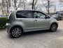 Volkswagen Up! 1.0 TSI BMT high up! 90 PK | STOELVERWARMING | CRUISE CONTROL | PARKEERSENSOREN ACHTER | ACHTERUITRIJCAMERA | DAB RADIO | BLUETOOTH | VERLICHTING AUTOMATISCH | BANDENSPANNINGSENSOREN | MULTIFUNCTIONEEL STUURWIEL |