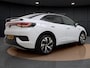 Volkswagen ID.5 Pro Advantage 77 kWh | ACC | Camera | Parkeerhulp | Stuur-/Stoelverwarming | Matrix LED | 20'' |