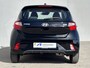 Hyundai i10 1.0 Premium Handgeschakeld / Fabrieksgarantie tot 10-2029 / Stuur en Stoel verwarming / Achteruitrijcamera / Navigatie via Apple Carplay/Android Auto / Cruise control / Airco /