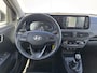Hyundai i10 1.0 Premium Handgeschakeld / Fabrieksgarantie tot 10-2029 / Stuur en Stoel verwarming / Achteruitrijcamera / Navigatie via Apple Carplay/Android Auto / Cruise control / Airco /