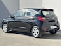 Hyundai i10 1.0 Premium Handgeschakeld / Fabrieksgarantie tot 10-2029 / Stuur en Stoel verwarming / Achteruitrijcamera / Navigatie via Apple Carplay/Android Auto / Cruise control / Airco /