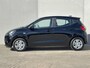 Hyundai i10 1.0 Premium Handgeschakeld / Fabrieksgarantie tot 10-2029 / Stuur en Stoel verwarming / Achteruitrijcamera / Navigatie via Apple Carplay/Android Auto / Cruise control / Airco /