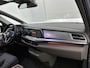 Volkswagen Multivan 1.5 eHybrid L2 Bulli Edition 4Motion 245PK | Automaat | Trekhaak | Elektrische Schuifdeuren | Elektrische Achterklep | Achteruirijcamera | Verwarmbare Voorstoelen | Verwarmbare Voorruit | Trekhaak | 7-Zits Vis-a-Vis | Multifunctioneel Stuurwiel | Verschuifbare Tafel | Adaptive Cruise Controle | Navigatie | IQ.Light | Glazen Panorama Dak |
