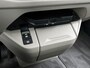 Volkswagen Multivan 1.5 eHybrid L2 Bulli Edition 4Motion 245PK | Trekhaak | Airco | Navigatie met Apple Carplay/Android Auto | Achteruitrijcamera | Stoelverwarming | Cruise Control | Dynamisch onderstel | Anti-diefstalalarm |